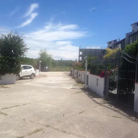 Logonovo 2000 Holiday home *